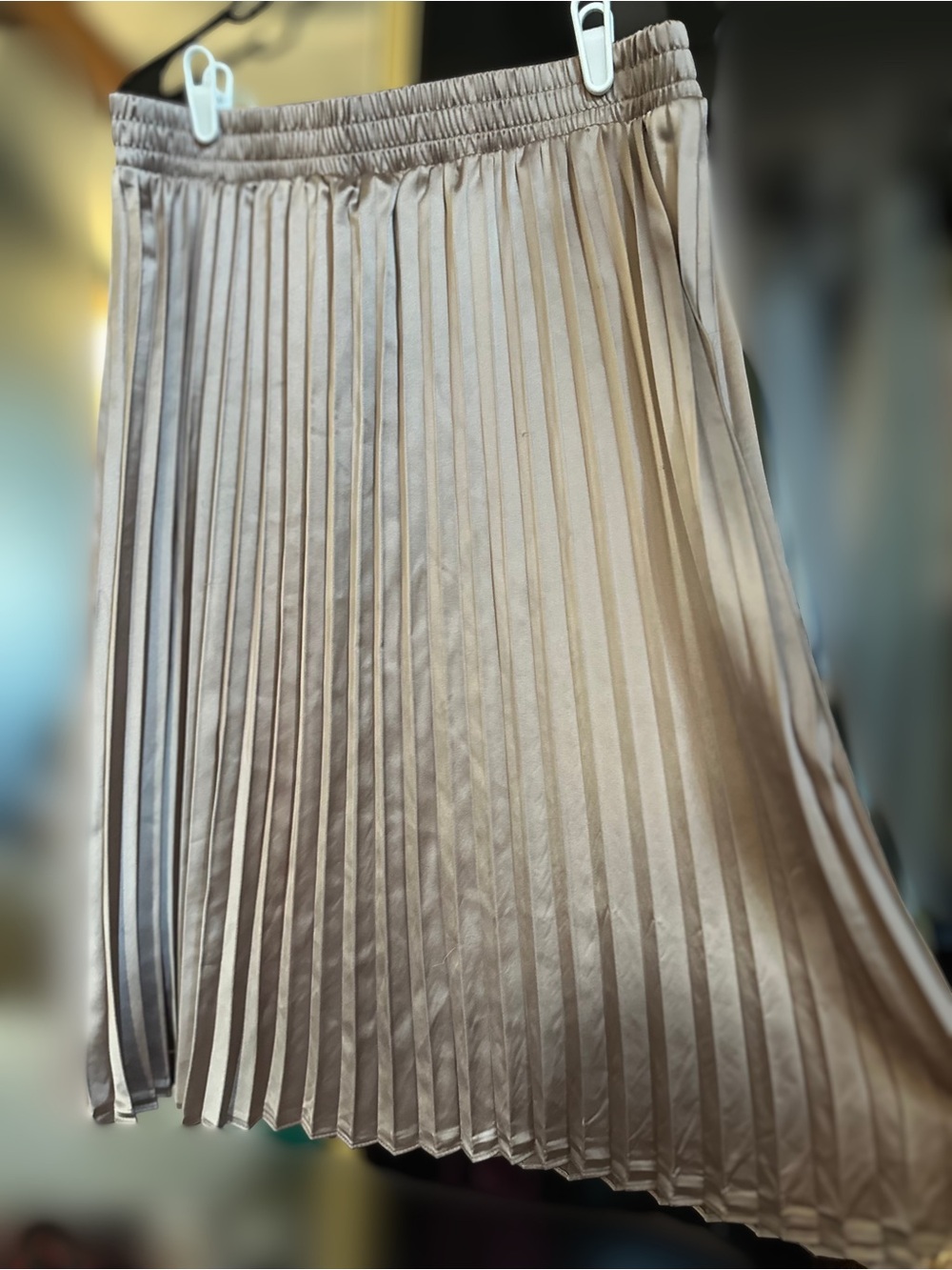 Gold/Taupe pleated midi skirt